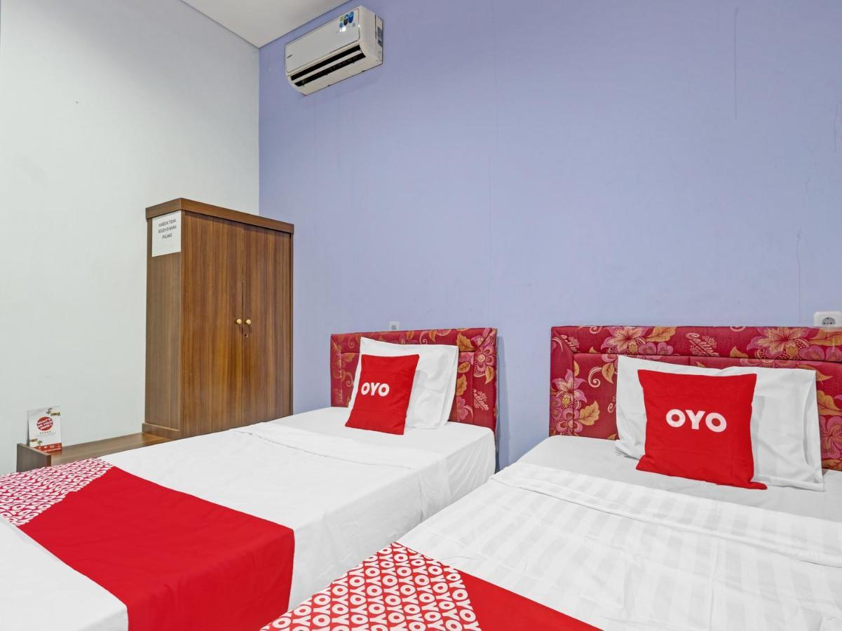 Oyo 90553 Arteri Guest House เซอมารัง ภายนอก รูปภาพ